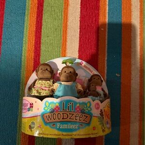Lil woodzeez famileez- Monkey family
